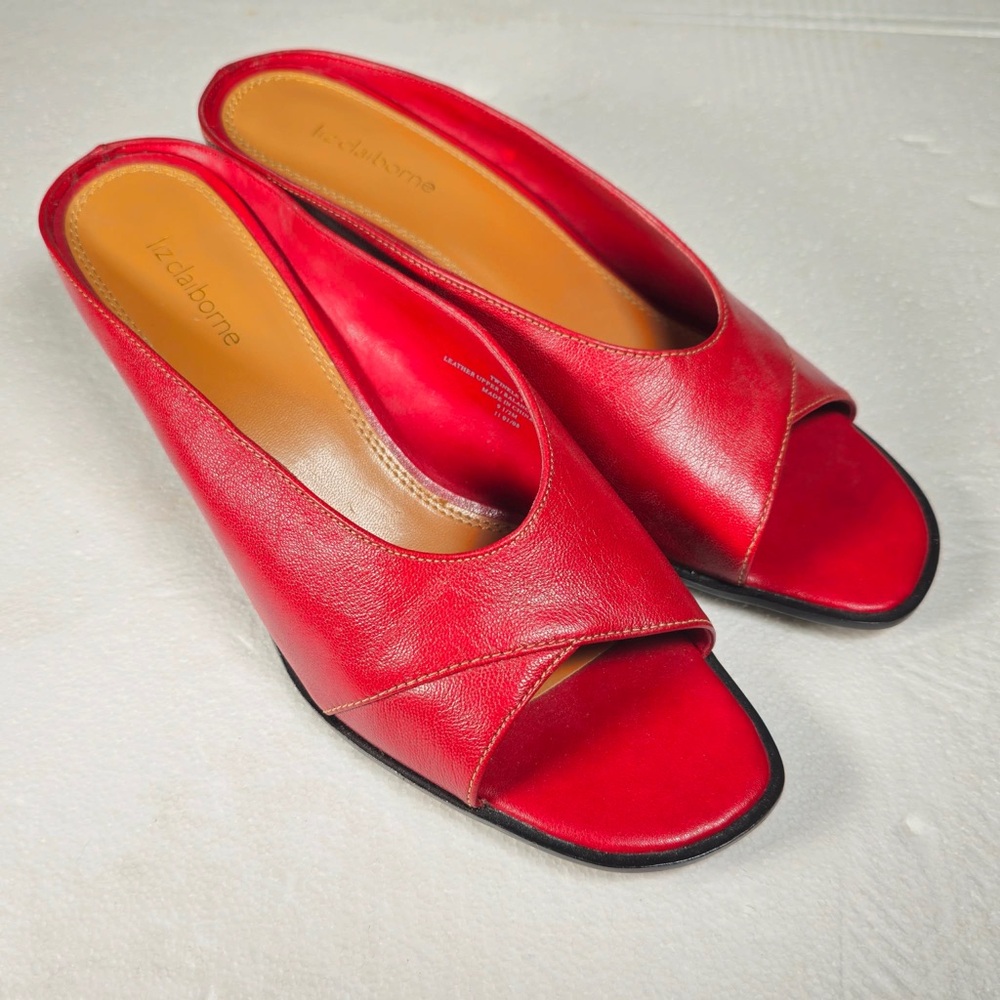 NWOT Liz Claiborne Red leather Slides